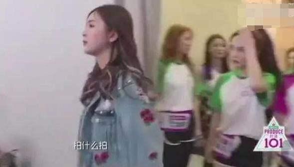 qq瓜群 黑料 爆黑料和曝黑料的用法,黑料、爆黑料与曝黑料，揭秘网络舆论背后的真相